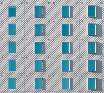 Un Eje: Simplificando Diseño para Compiladores de Aprendizaje Automático