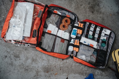Kit de emergencia esencial para auto y mochila