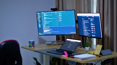 Beneficios del software personalizado en prácticas sostenibles.