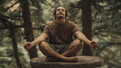 Análisis de correlaciones entre marcadores somáticos y meditación de atención plena