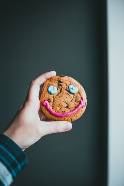 Validación dinámica de cookies en Express.js