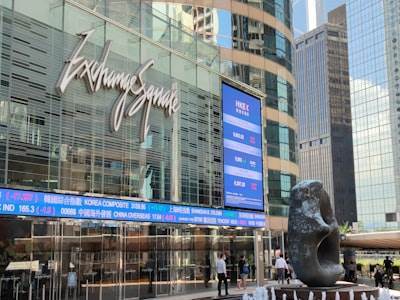 Respuesta: Acciones de Rightmove bajan tras inversión en Inteligencia Artificial