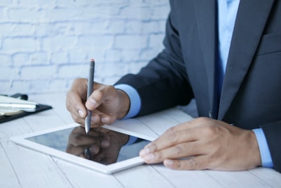 ¿Firma de documentos de recursos humanos desde cualquier lugar?