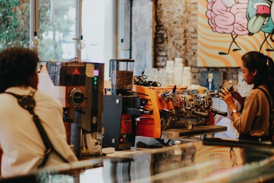 Papel de la automatización en la economía circular para pequeñas empresas