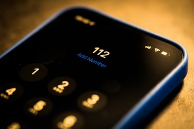 Casos de uso comunes de los servicios telefónicos de IA