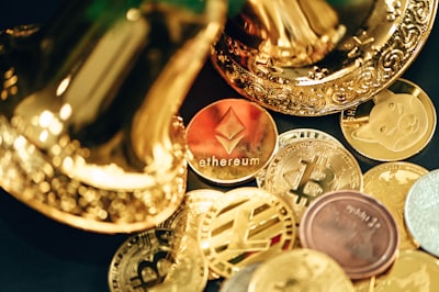 Invierte tu sueldo en criptomonedas con Uphold