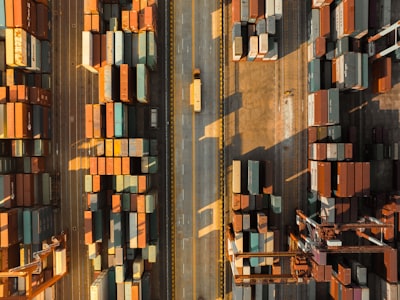 Claves que diferencian a los agentes de IA de las soluciones logísticas tradicionales