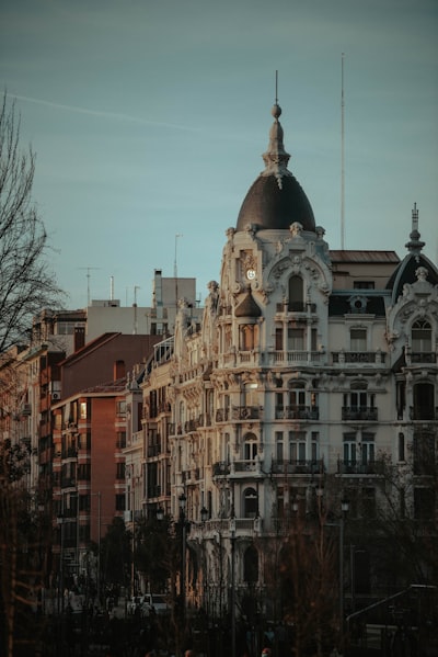 MVP con socio de IA en Madrid – 15+ años de experiencia