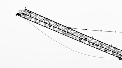 Revisitando el kernel de Wassrstein rebanado para diagramas de persistencia: un enfoque de Figalli-Gigli