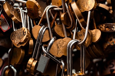 Detectando phishing en sistemas heredados de Node.js