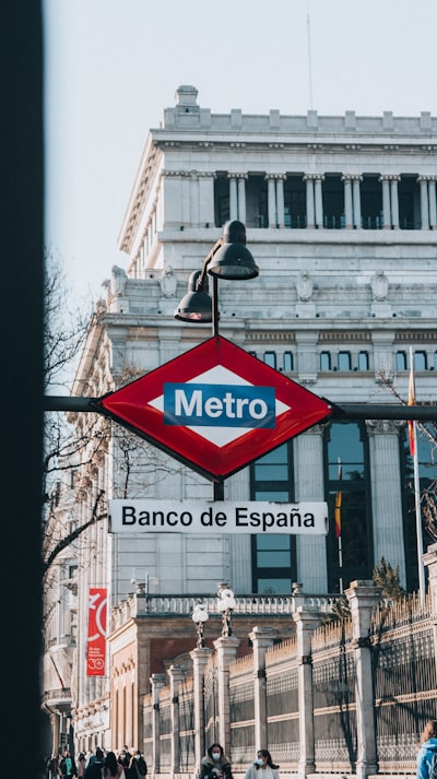 La guía definitiva para encontrar y automatizar la validación de gastos en Madrid