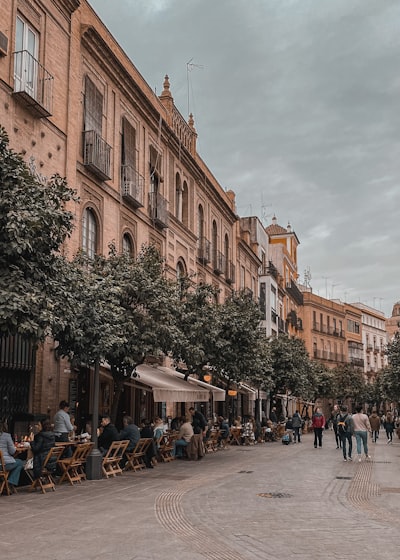 Chatbot profesional a medida para servicios empresariales en Sevilla