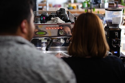 Cómo la automatización apoya a las pequeñas empresas en la transformación digital