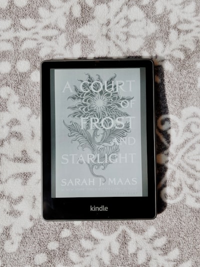 Convierte un Kindle antiguo en un monitor portátil E-Ink