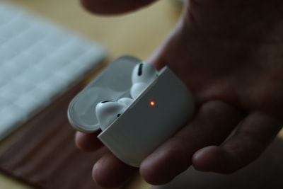 Apple construye dispositivo de inteligencia artificial en secreto