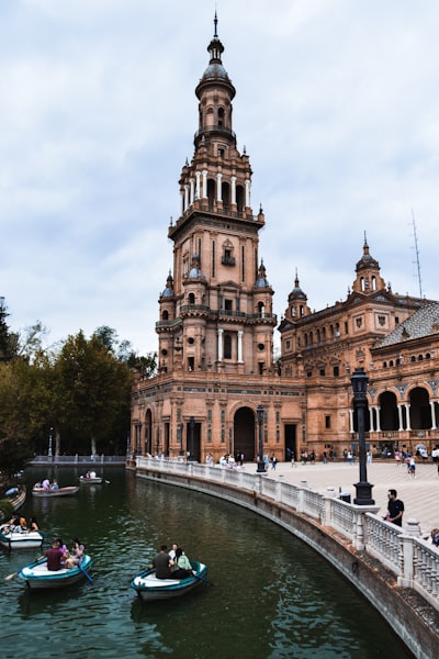 Servicios automatizados de comunicación con huéspedes en Sevilla