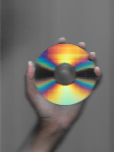 Por qué sigo comprando CDs en la era del streaming