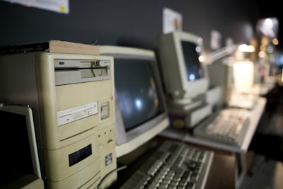 Reemplazo de software obsoleto con solución personalizada.