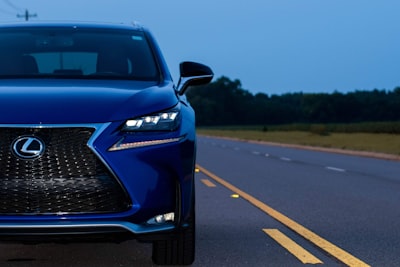 Olvídate del Lexus NX: este SUV americano te da más por menos