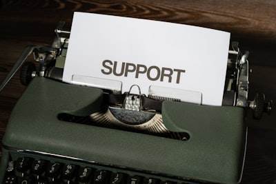 Obtén soporte técnico para software empresarial personalizado.