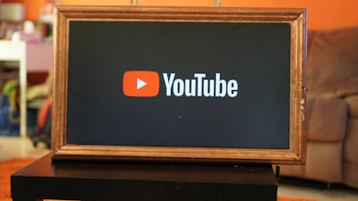 Servicios de videos de presentaciones de inteligencia artificial.