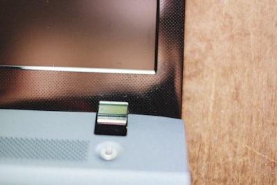 ¿Es seguro automatizar la selección de candidatos para manejar datos sensibles?