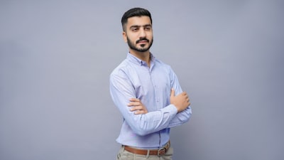 Implementación de avatares de IA para clientes.