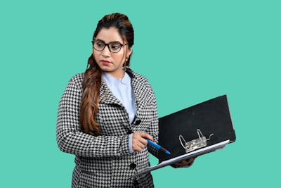 Construcción de software personalizado vs. compra: ¿cuál es la mejor opción para mi empresa?