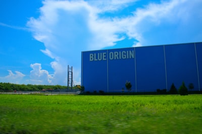 Blue Origin aterriza con éxito pero coloca satélite en órbita errónea