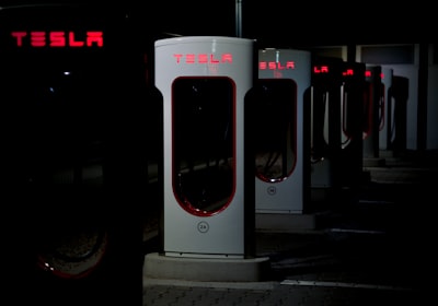Los ingresos de Tesla aumentan en el primer trimestre