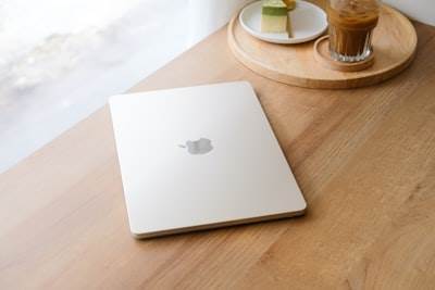 Gasta menos y sé productivo con una MacBook Air por menos de $250