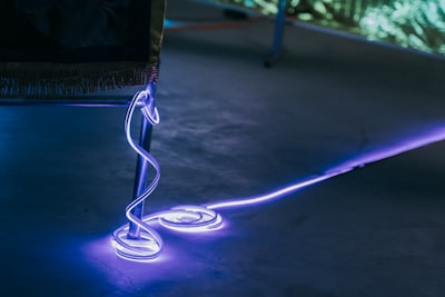 Transformers: Soluciones Algorítmicas para la Conectividad de Grafos