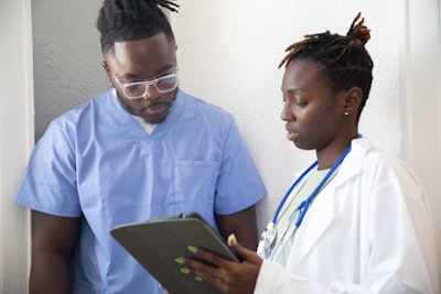 IA en la atención médica: Mejorando resultados y experiencia del paciente