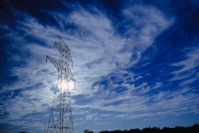 Optimización de la carga eléctrica en granjas lecheras con aprendizaje profundo