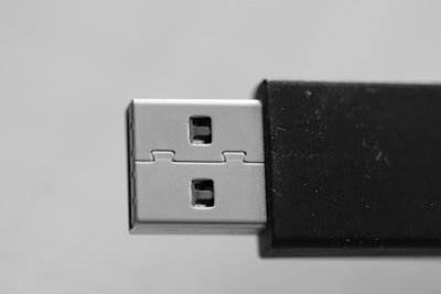 Una USB de $30 me ahorró $500 en reparación de PC