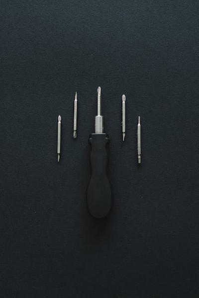 Set de destornilladores eléctricos de precisión para reparar gadgets