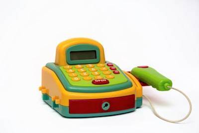 ¿Servicios de IA telefónicos para automatizar tareas repetitivas?