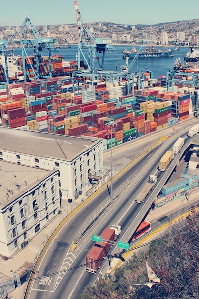 Automatización de seguimiento de envíos en A Coruña