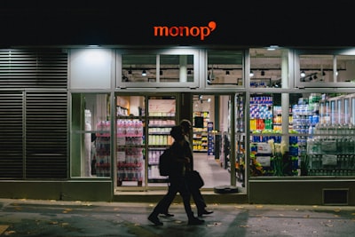 Top 50 empresas migración monolitos a microservicios Granada