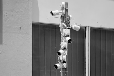 Acoplamiento de comunicación-corrupción y verificación