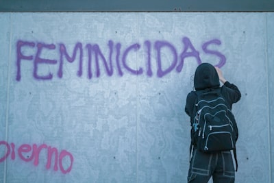 Cuando las p-normas fraccionarias se concentran