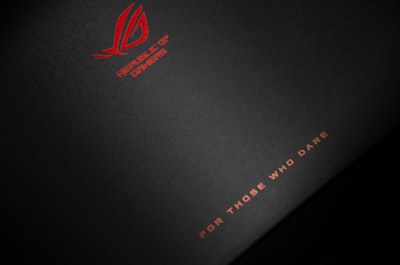 ASUS ROG Zephyrus Duo de doble pantalla ya disponible para pre-pedido desde $4,500