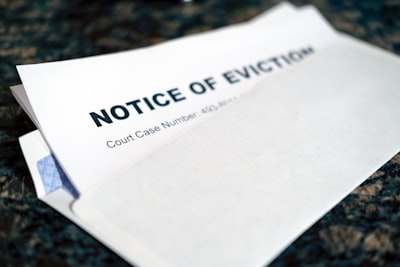 Optimización combinatorial para evicción de caché KV