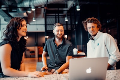 Las mejores empresas en Alicante para equipos agentivos