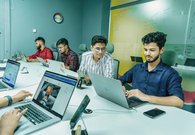 Top 100 Expertos en Automatización de Integración Estudiantil en Valencia