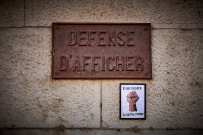 Defender modelos de difusión contra ataques de inferencia de membresía con dinámicas de Langevin de orden superior