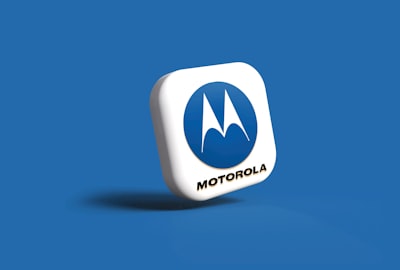 El teléfono Motorola Edge 70 Fusion tiene una pantalla curva de 144Hz