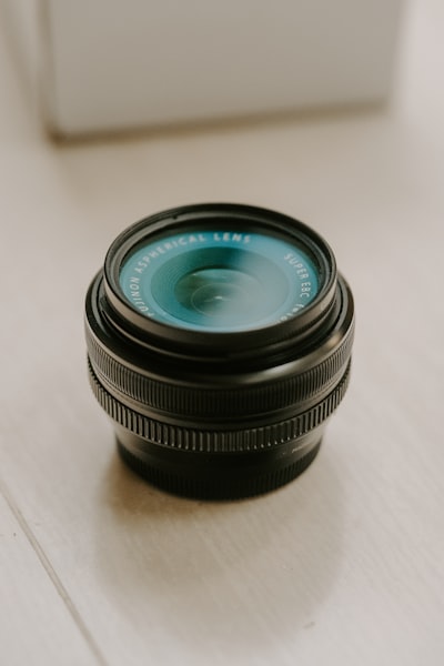 Building a Content-Centric Web Runtime (UI as a Magnifying Glass, Not a Template)