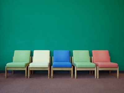 Cuna Bench: Un punto de referencia para detectar crisis de salud mental y riesgo de seguridad.