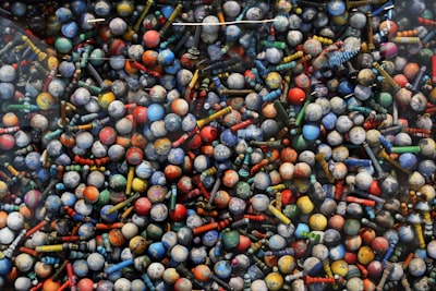 Pinball Colorido: Regresión Cuantil Ponderada para Predicción Conformal Condicional